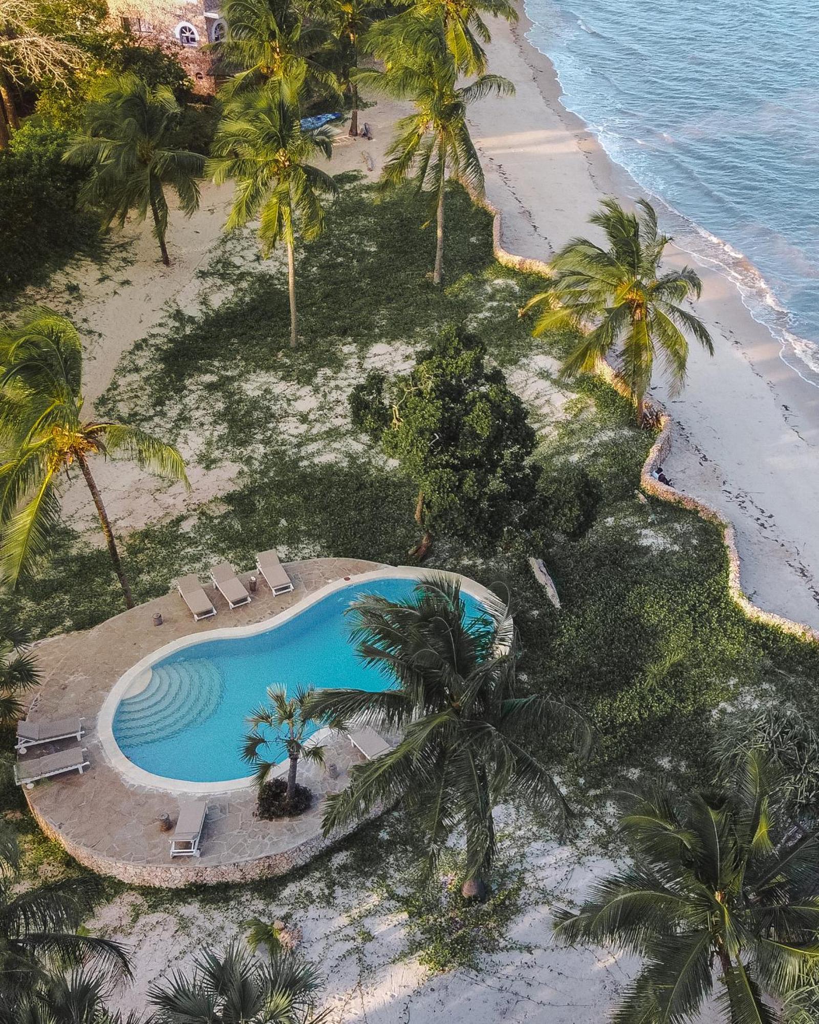 Mwazaro Beach Lodge Shimoni Екстериор снимка