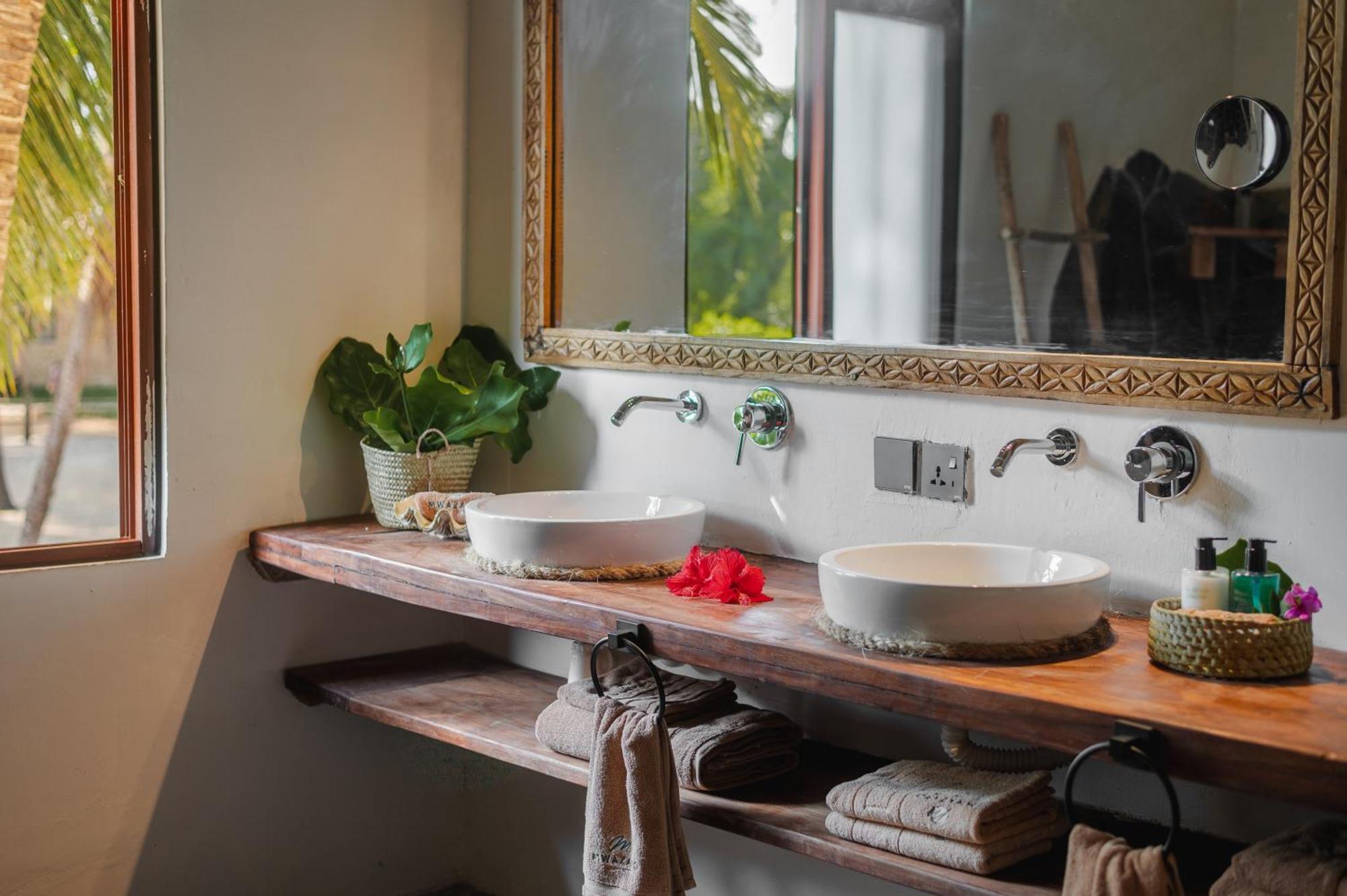 Mwazaro Beach Lodge Shimoni Екстериор снимка