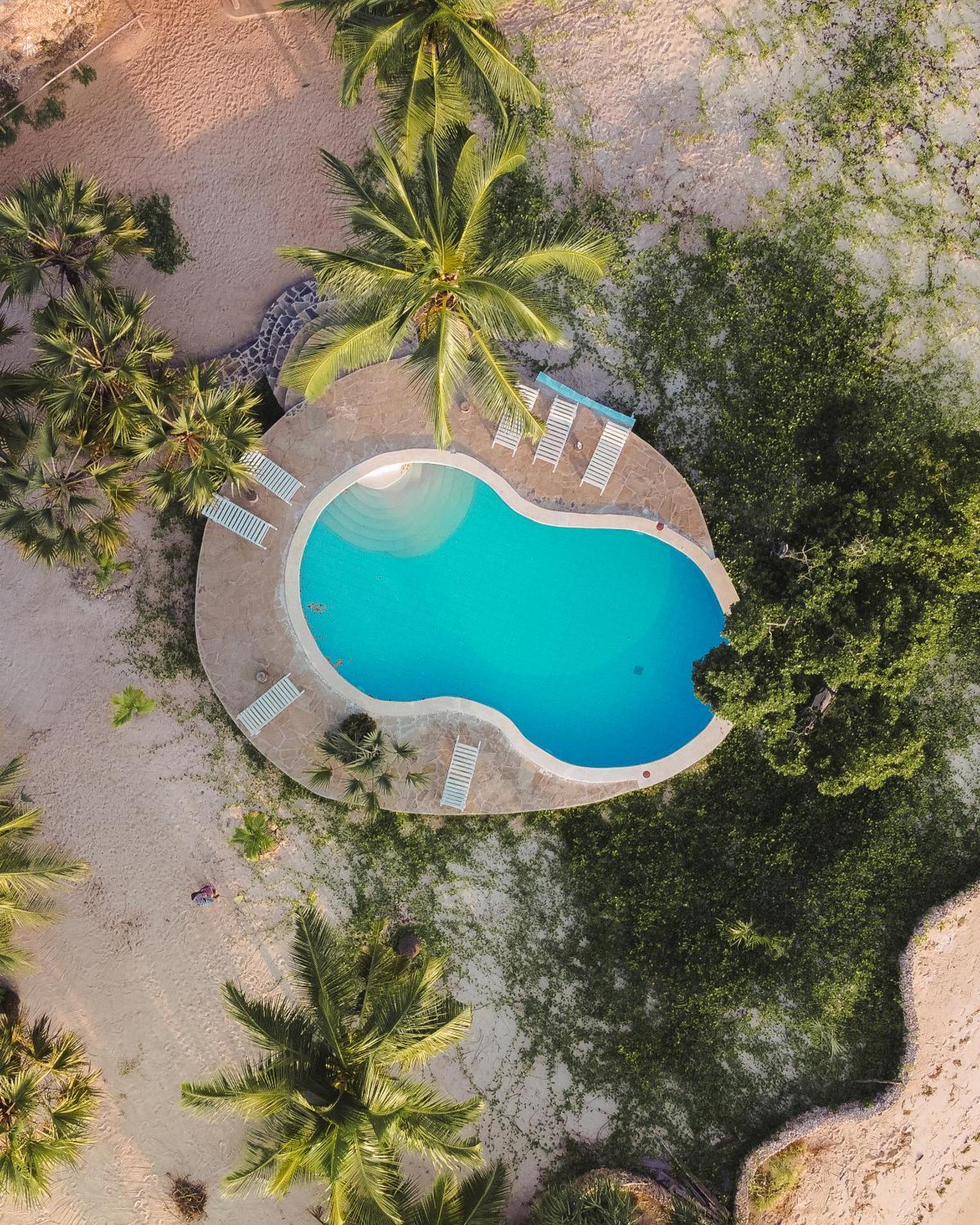 Mwazaro Beach Lodge Shimoni Екстериор снимка